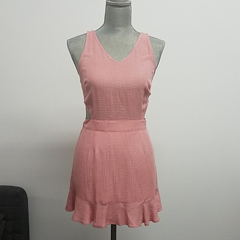 Open Details Back Ruffle Bottom Dress